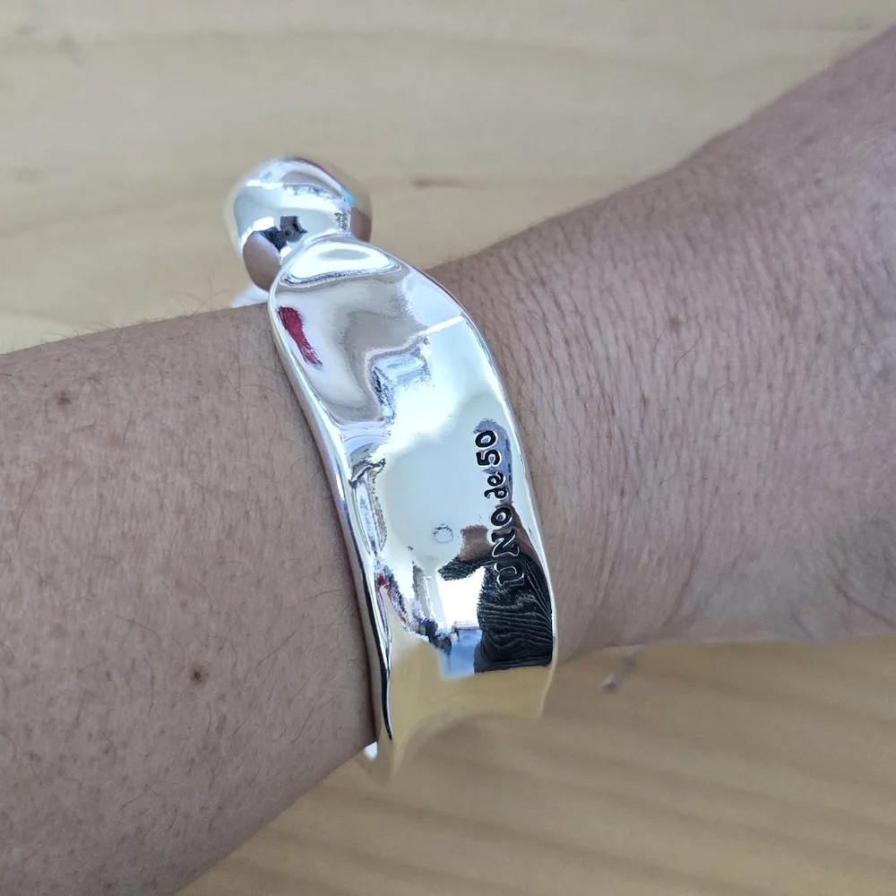 Uno De 50 • Silver Cuff Bracelet with Pearl Accents